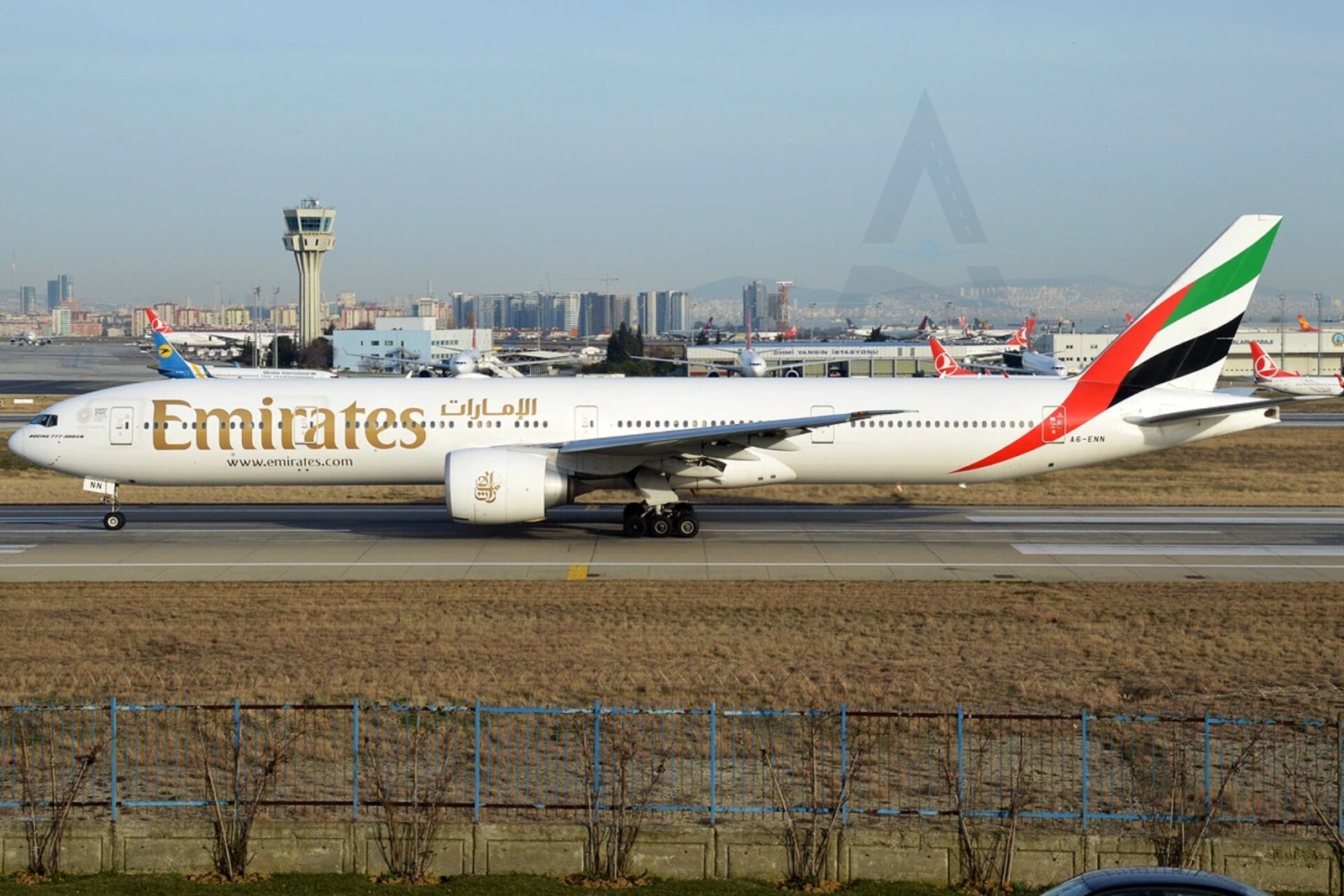 Emirates Boeing 777 Denied Aerobridge at Thiruvananthapuram Airport ...